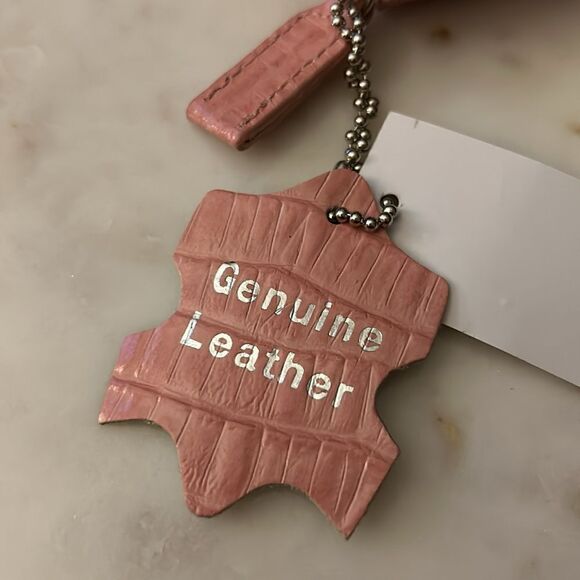 New genuine leather pink faux croc wallet - Picture 3 of 6